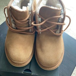 COPY - UGG Neumel Boots (Boys Bigkid 6)